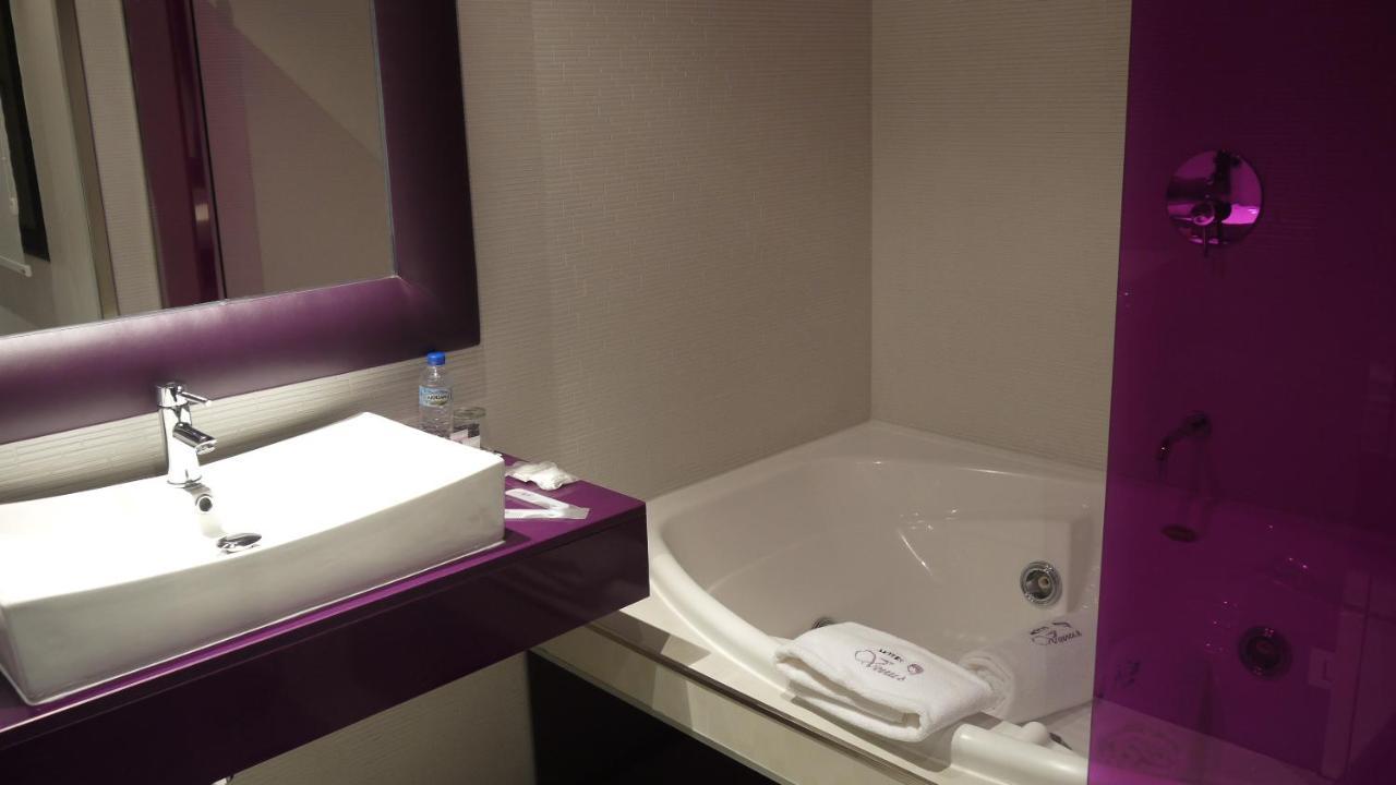 V Hotel Арройомолинос Экстерьер фото