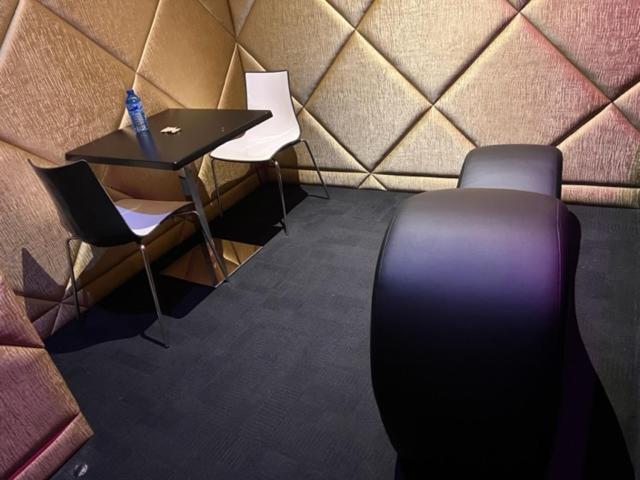 V Hotel Арройомолинос Экстерьер фото